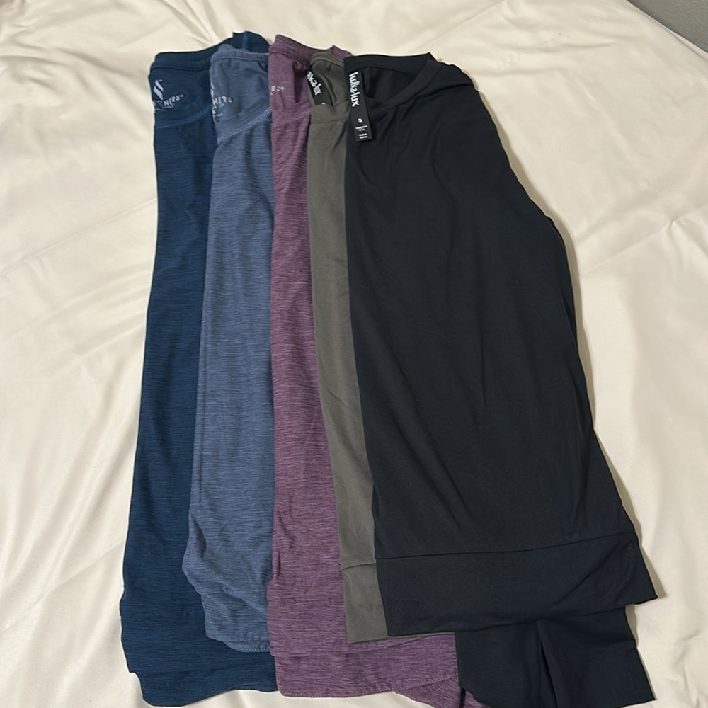 Bundle of 5 baselayer tops. Perfect for under scrubs